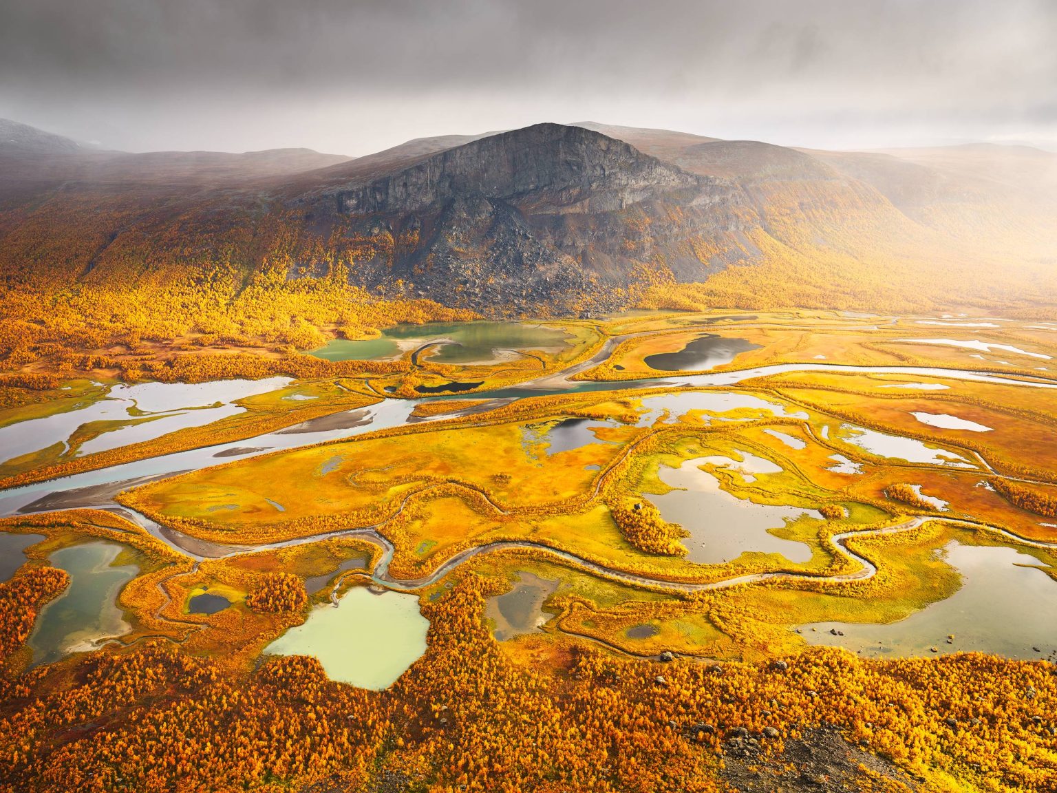 Autumn colors in Rapadalen and the mountain Skierffe in Sarek National Park